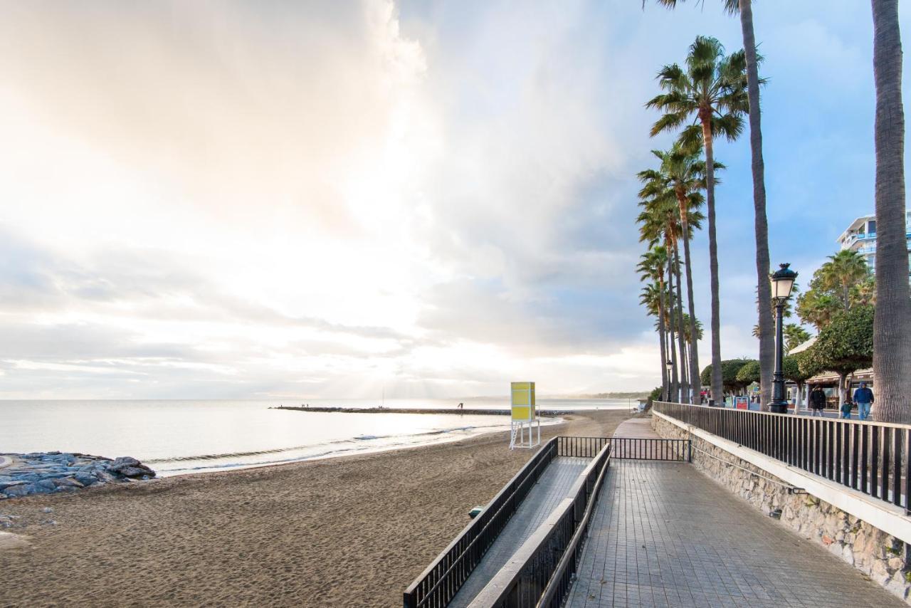 Beach Front Apartment-1St Line Marbella Eksteriør bilde